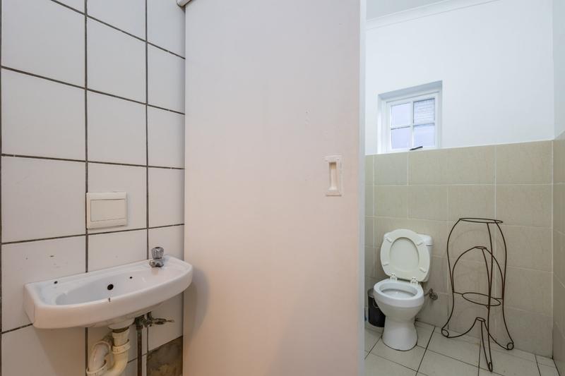 To Let Commercial Property for Rent in Knysna Central Western Cape